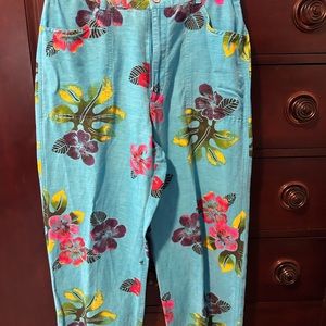 Chico’s linen capri’s size 2
